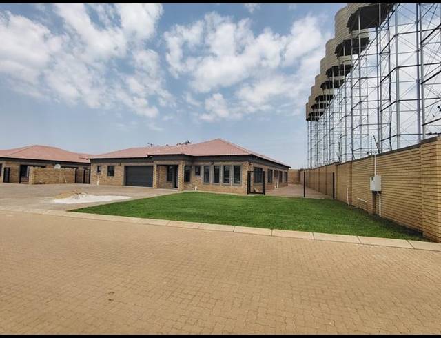 5 BEDROOM PROPERTY TO RENT IN DELMAS